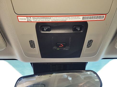 Used 2025 Toyota Camry LE image 18