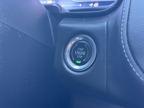 Used 2024 Chevrolet Tahoe LT w/ Luxury Package image 31