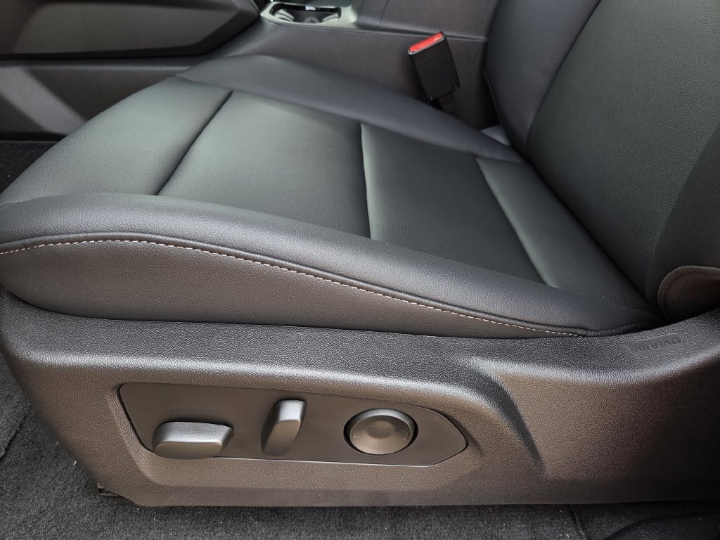 New 2026 Chevrolet Colorado LT w/ LT Convenience Package RWD image 19