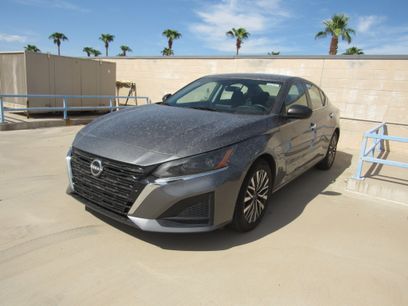 Used 2024 Nissan Altima 2.5 SV