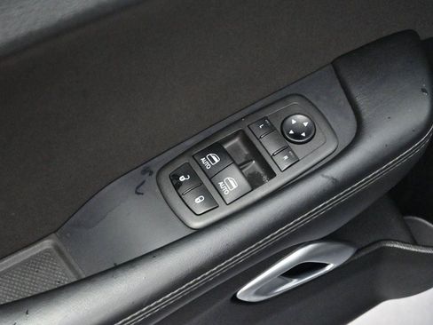 Used 2022 Dodge Challenger GT RWD image 11