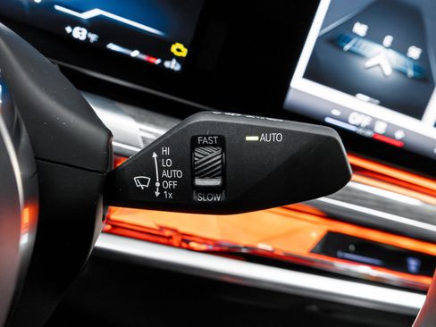 Used 2023 BMW 760i xDrive 760i xDrive image 60