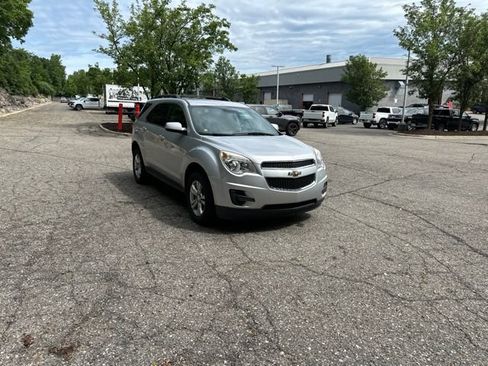 Used 2014 Chevrolet Equinox LT w/ Driver Convenience Package AWD/4WD image 4