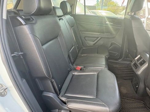 Used 2021 Volkswagen Atlas SE image 18