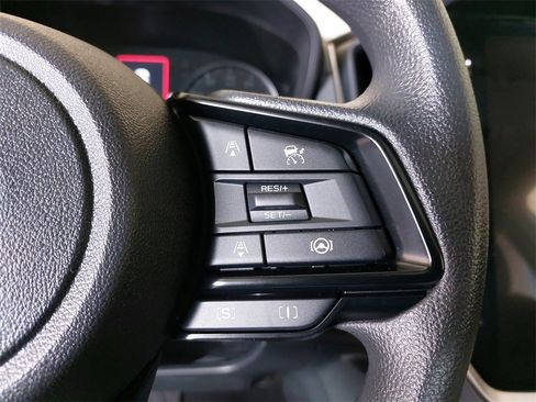 Used 2025 Subaru Crosstrek 2.0i Premium image 21