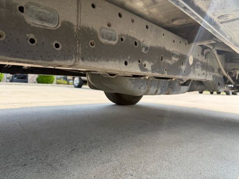 Used 2019 Toyota 4Runner SR5 RWD image 10