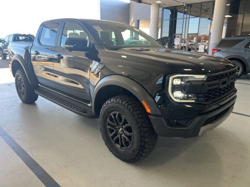Used 2024 Ford Ranger Raptor image 4