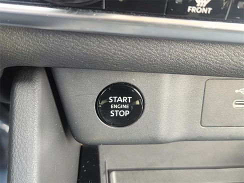 Certified 2024 Nissan Rogue SV image 23