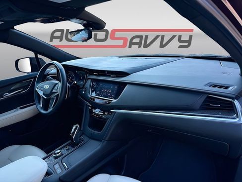 Used 2022 Cadillac XT5 Sportv w/ Technology Package AWD/4WD image 29