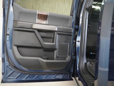 Used 2016 Ford F150 Platinum w/ Equipment Group 701A Luxury image 36