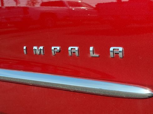 Used 2017 Chevrolet Impala Premier FWD image 6