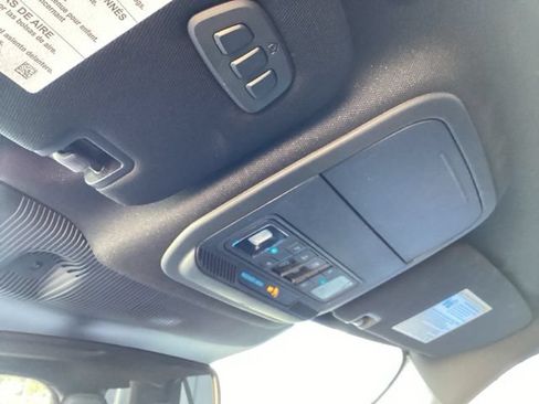 Used 2025 Ford Explorer ST-Line w/ Premium Package AWD/4WD image 41