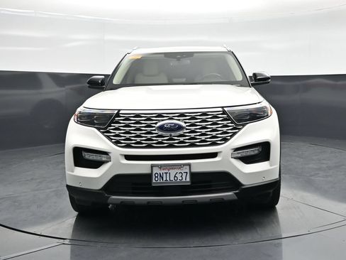 Used 2020 Ford Explorer Platinum w/ Premium Technology Package AWD/4WD image 27
