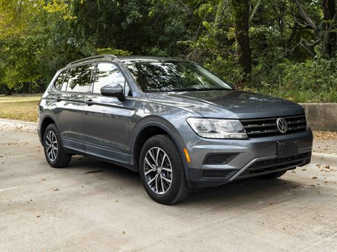 Used 2021 Volkswagen Tiguan S AWD/4WD image 2