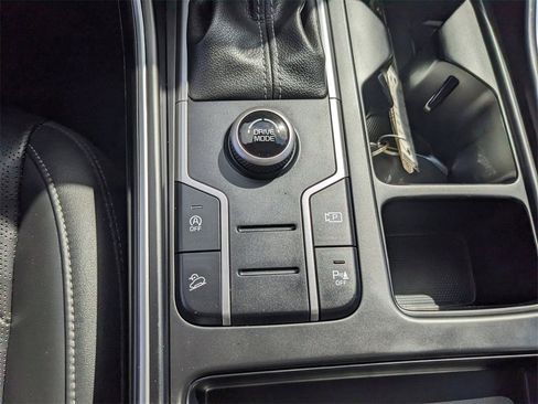 Certified 2023 Kia Sorento S w/ Panoramic Sunroof Package image 27