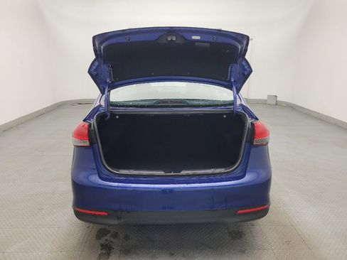 Used 2017 Kia Forte LX image 29