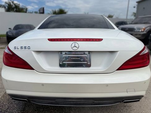 Used 2013 Mercedes-Benz SL 550 image 4