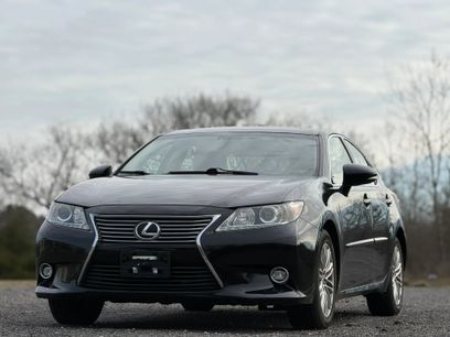 Used 2014 Lexus ES 350 ES 350 Sedan 4D w/ Luxury Package