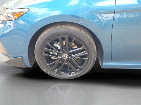 Used 2026 Toyota Camry SE FWD image 26