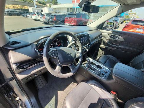 Used 2020 Chevrolet Traverse RS FWD image 10