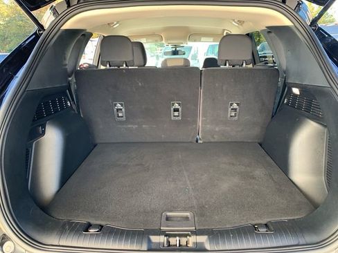 Used 2020 Ford Escape SE image 15