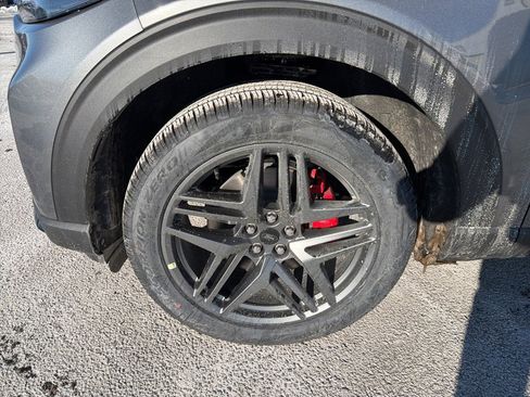 New 2026 Ford Explorer ST-Line w/ ST-Line Street Pack image 11