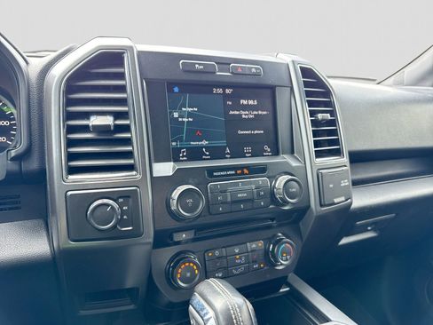 Used 2018 Ford F150 XLT w/ Equipment Group 302A Luxury AWD/4WD image 33