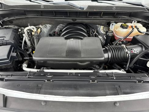 Used 2024 Chevrolet Tahoe LT RWD image 8