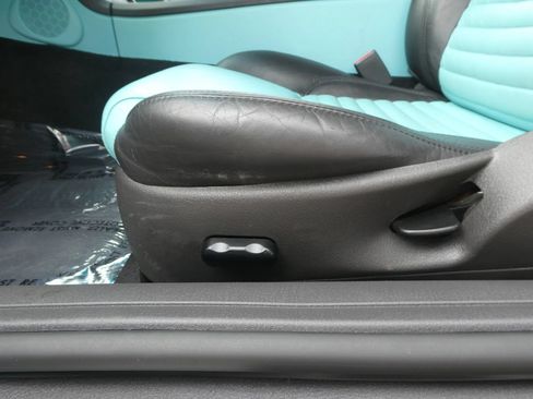 Used 2002 Ford Thunderbird RWD image 15