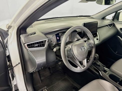 Certified 2024 Toyota Corolla Cross AWD Hybrid image 9