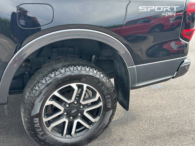 Used 2024 Ford Ranger Lariat w/ Advanced Towing Package AWD/4WD image 7