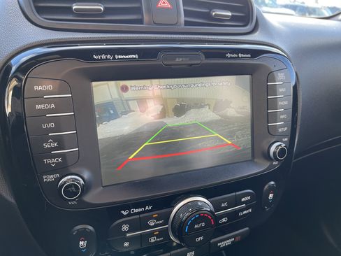 Used 2014 Kia Soul + w/ Primo Package image 20