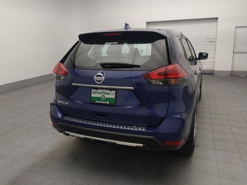 Used 2017 Nissan Rogue S FWD image 7