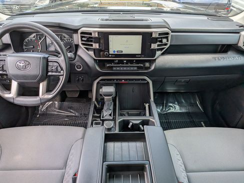 Used 2023 Toyota Tundra SR5 w/ SR5 Convenience Package AWD/4WD image 15