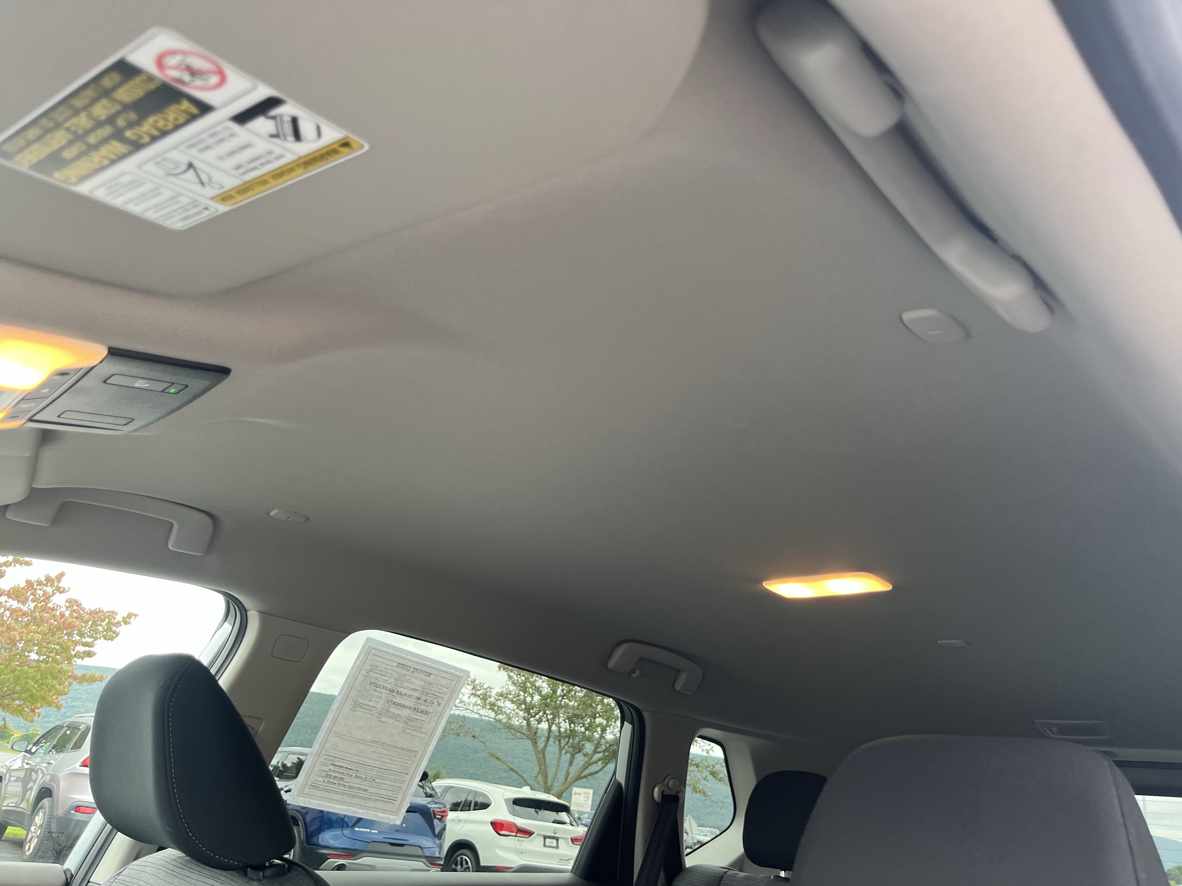 Used 2023 Nissan Rogue SV AWD/4WD image 22