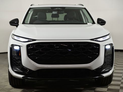 New 2026 Audi Q3 quattro 2.0T image 6