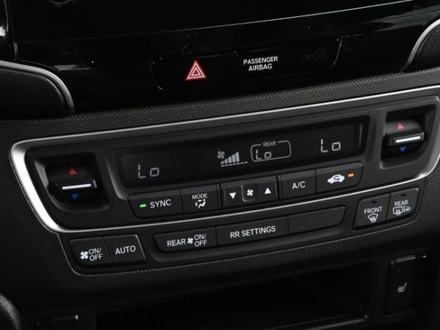 Used 2024 Honda Passport TrailSport image 19