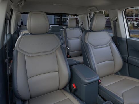 New 2026 Ford Maverick Lariat image 11
