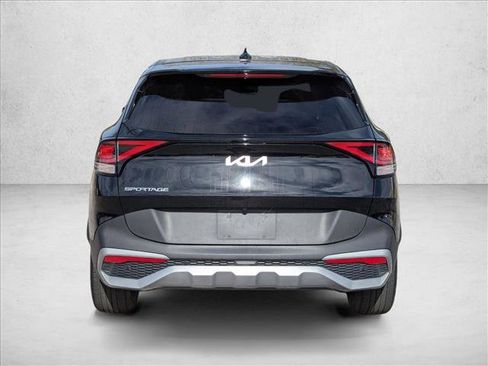 Used 2023 Kia Sportage EX image 6