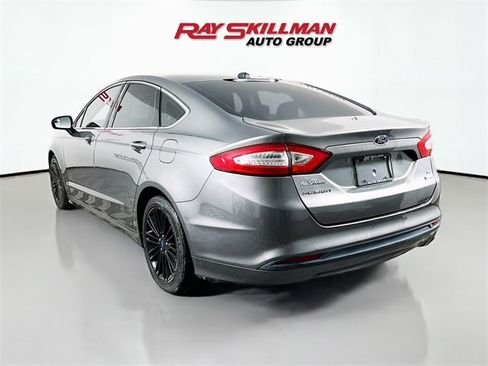 Used 2013 Ford Fusion SE image 5