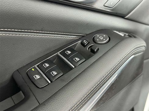 Used 2022 BMW X5 xDrive40i w/ M Sport Package image 18