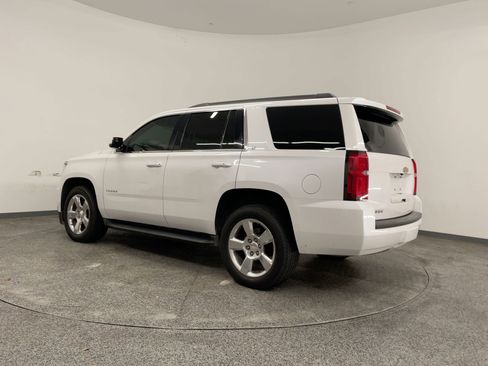 Used 2016 Chevrolet Tahoe LT image 3