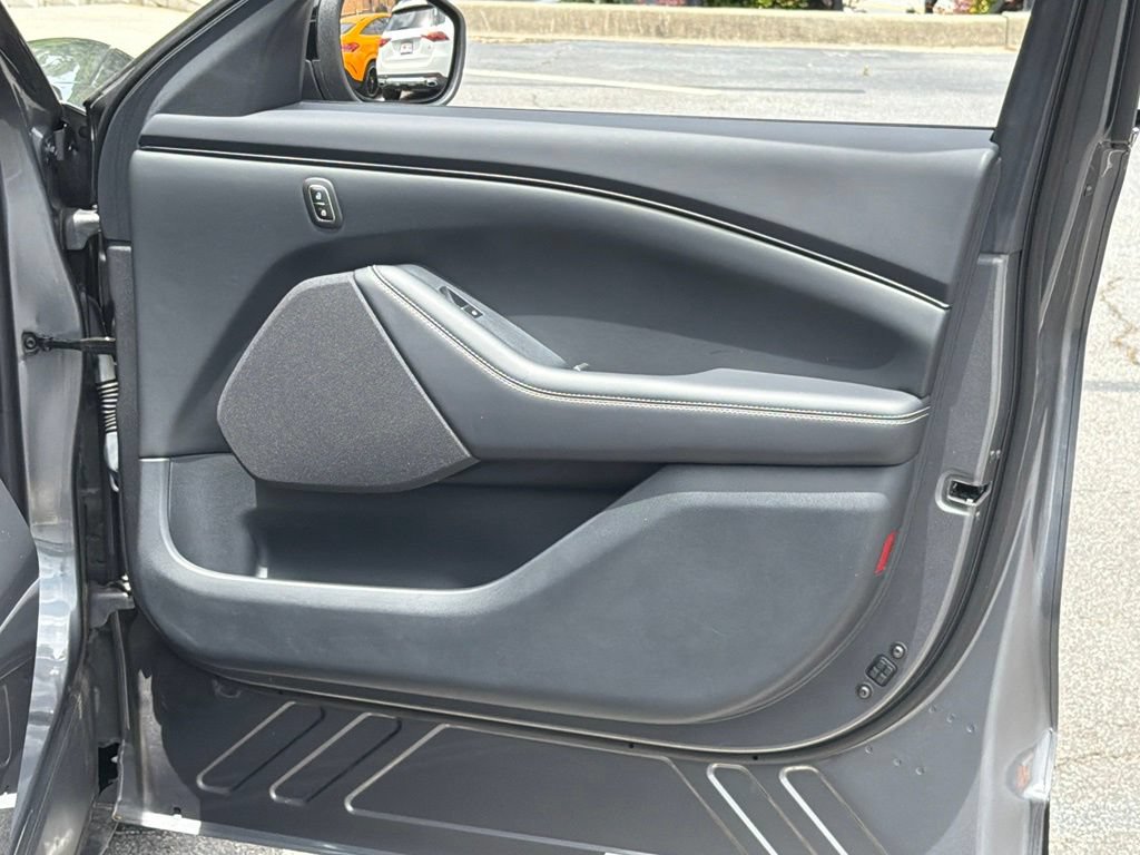 Used 2023 Ford Mustang Mach-E Select RWD image 36