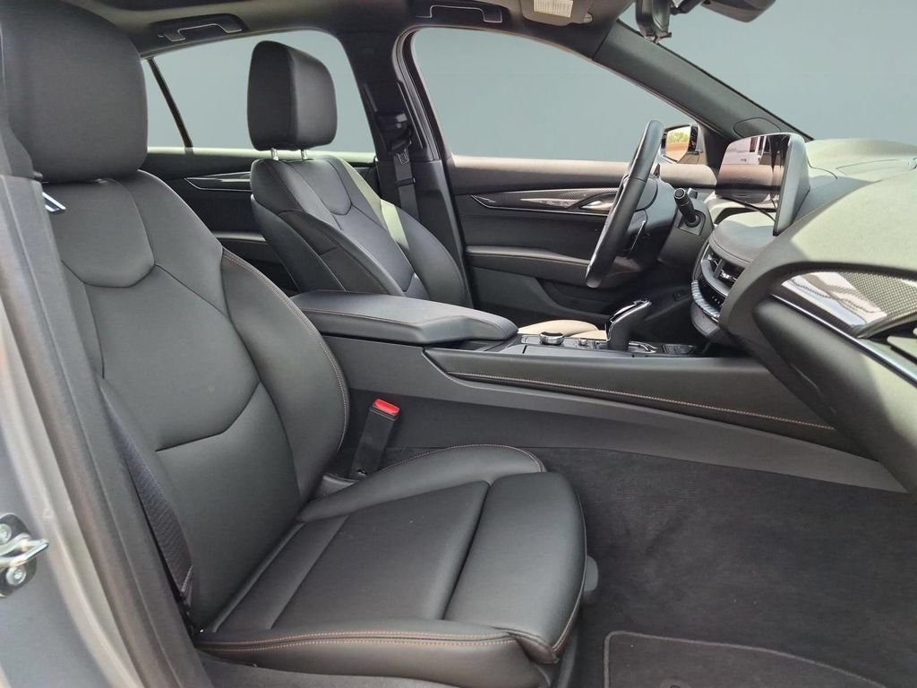 New 2026 Cadillac CT5 Sport w/ Technology Package RWD image 28