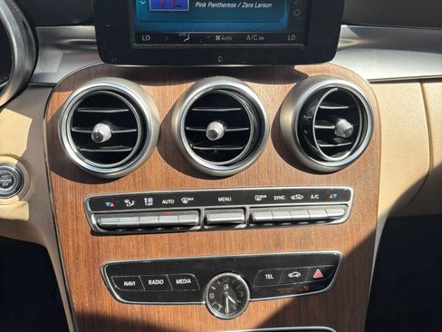 Used 2019 Mercedes-Benz C 300 4MATIC Sedan image 15
