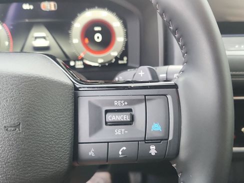 Used 2026 Nissan Rogue SL AWD/4WD image 15