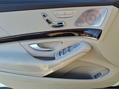 Used 2019 Mercedes-Benz S 560 4MATIC Sedan image 12