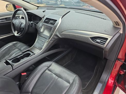 Used 2013 Lincoln MKZ FWD image 20