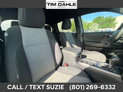 Used 2021 Toyota Tacoma TRD Off-Road AWD/4WD image 17