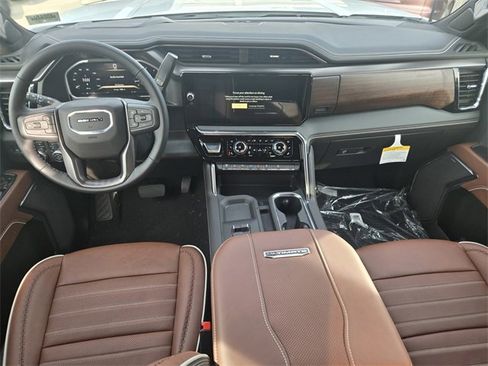 New 2026 GMC Sierra 3500 Denali Ultimate image 9